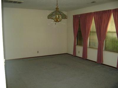 2424 Pine Ridge Dr, Modesto, CA 95351 photo 2