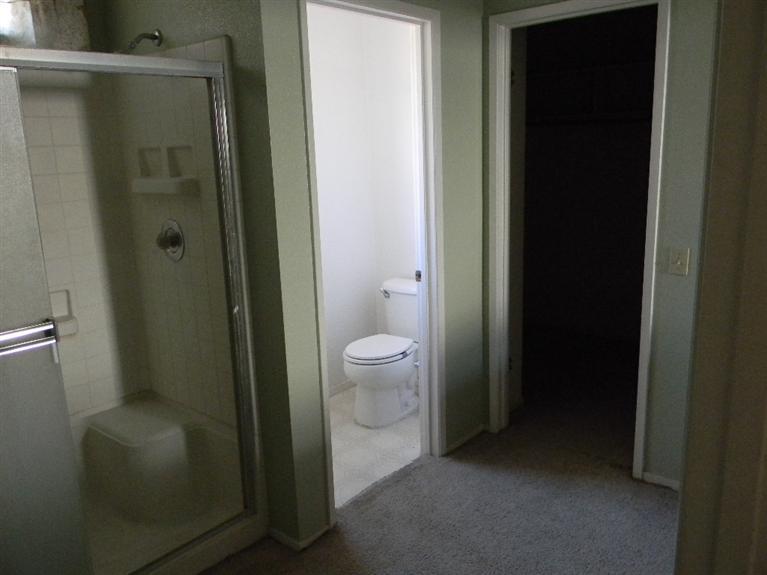 918 Ayers Ln, Galt, CA 95632 photo 9