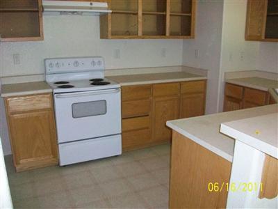 2435 N Shoemaker Ave, Merced, CA 95348 photo 2