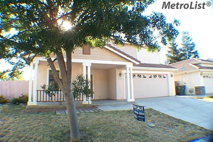 329 Red Robin Dr, Patterson, CA 95363 photo 1