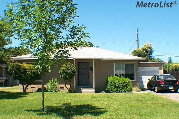 317 Kavanagh Ave, Modesto, CA 95350 photo 1