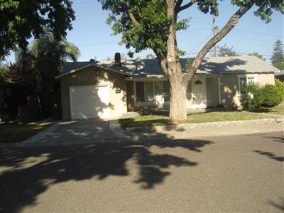 216 Gregory Ln, Modesto, CA 95354 photo 2
