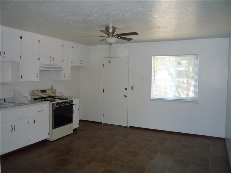 2929 5th St, Hughson, CA 95326 photo 5