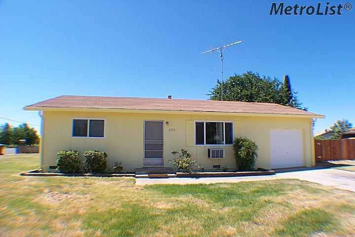 2929 5th St, Hughson, CA 95326 photo 1