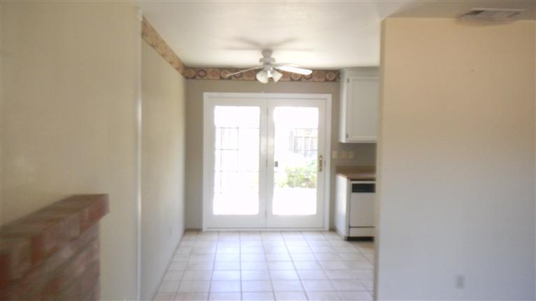 812 Altamont Ct, Modesto, CA 95358 photo 4