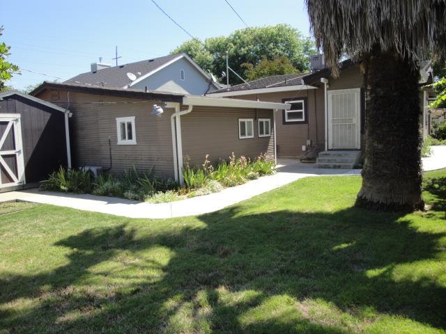 537 Castle St, Modesto, CA 95350 photo 2