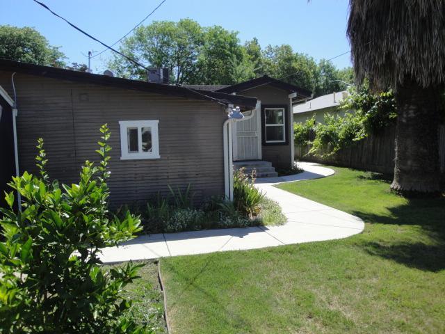 537 Castle St, Modesto, CA 95350 photo 4