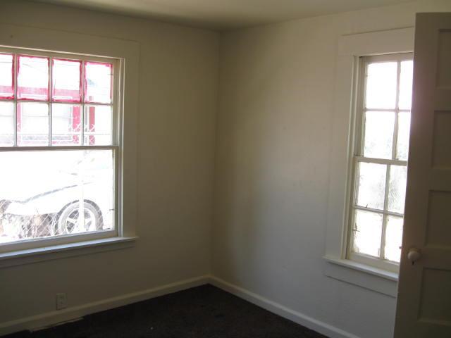118 Church St, Modesto, CA 95357 photo 3