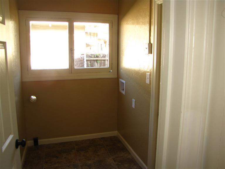 217 Linden St, Modesto, CA 95351 photo 8