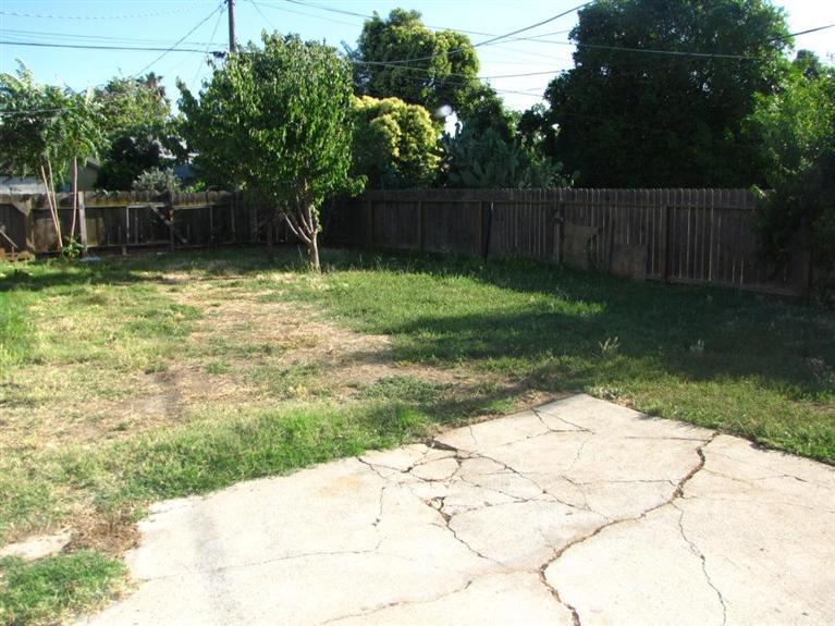 217 Linden St, Modesto, CA 95351 photo 12