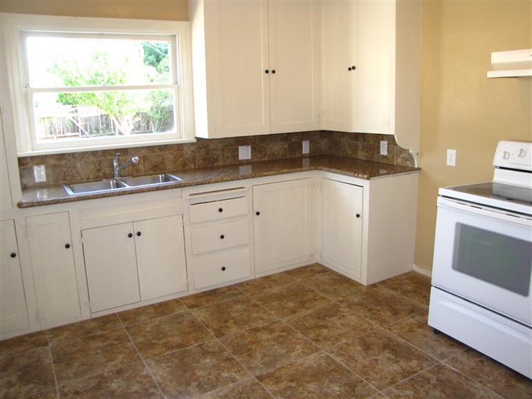 217 Linden St, Modesto, CA 95351 photo 5