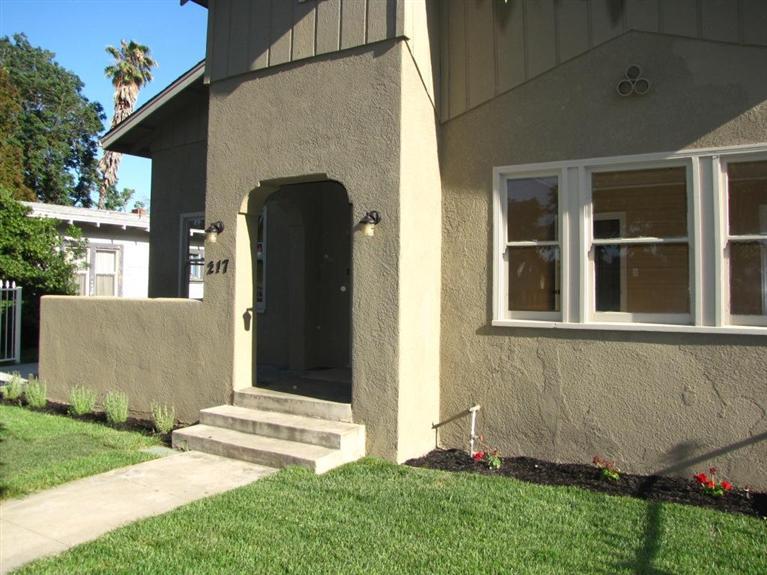 217 Linden St, Modesto, CA 95351 photo 2