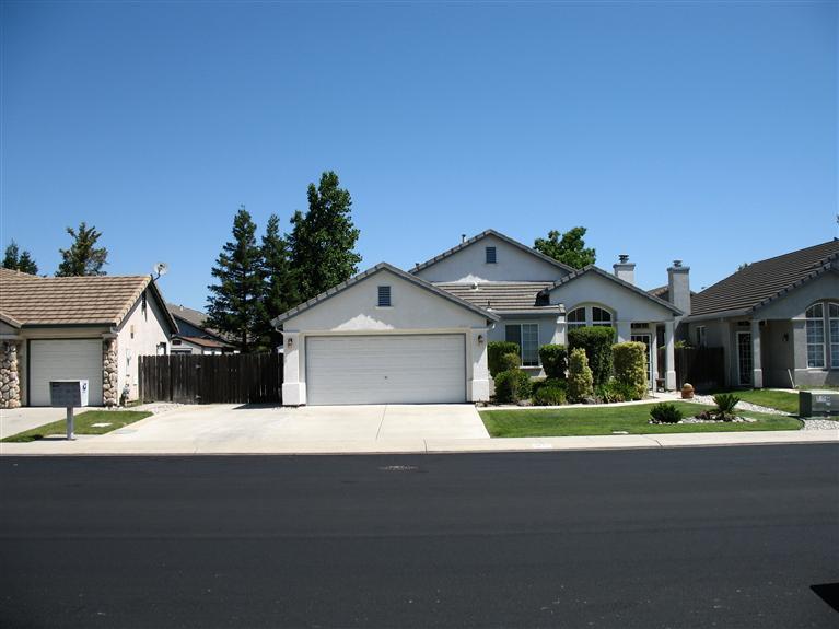 1837 Exeter Dr, Manteca, CA 95336 photo 1