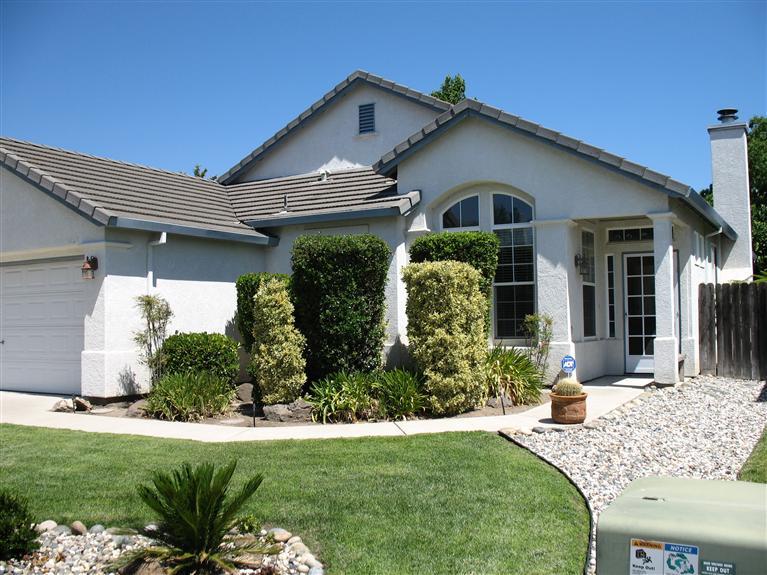 1837 Exeter Dr, Manteca, CA 95336 photo 2