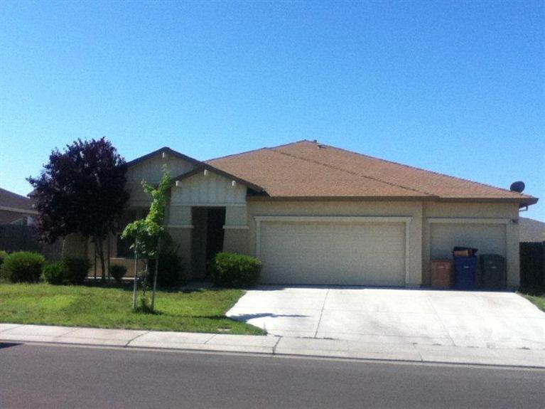 7467 Crawford St, Winton, CA 95388 photo 1