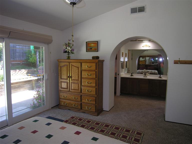 102 Winterstein Dr, Folsom, CA 95630 photo 9