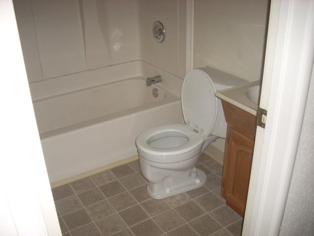 5004 Kahn St, Carmichael, CA 95608 photo 11