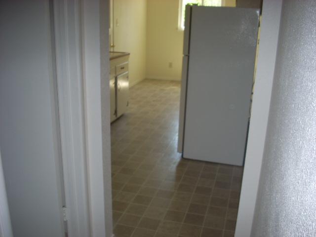 5004 Kahn St, Carmichael, CA 95608 photo 6