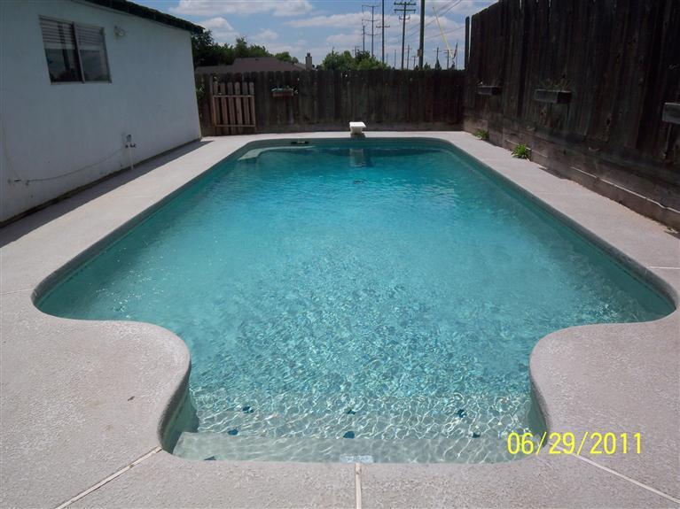 2045 Venus Dr, Ceres, CA 95307 photo 2