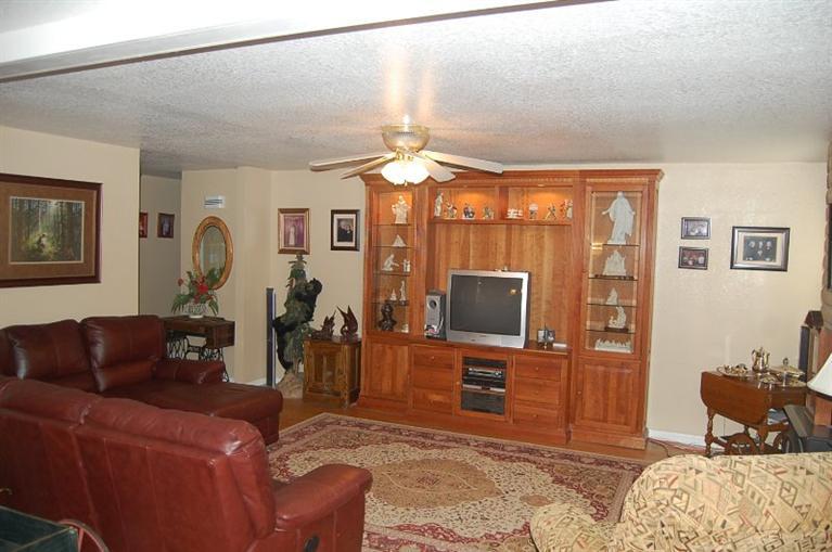 2525 Deanna Ct, Turlock, CA 95382 photo 3