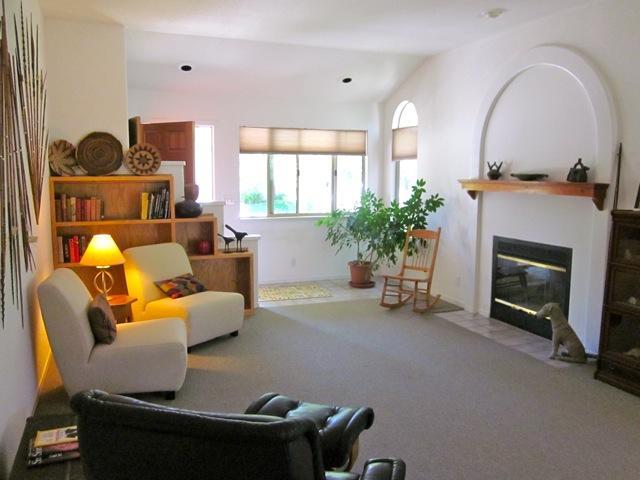 2307 Bryce Ln, Davis, CA 95616 photo 2