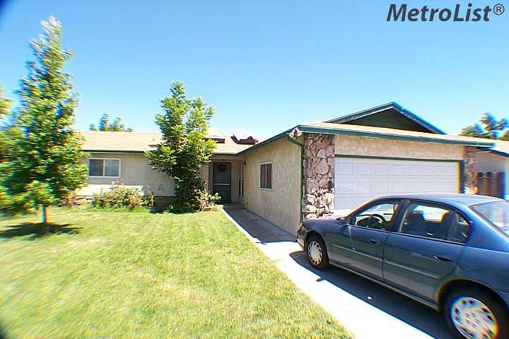 441 Clark St, Turlock, CA 95380 photo 1