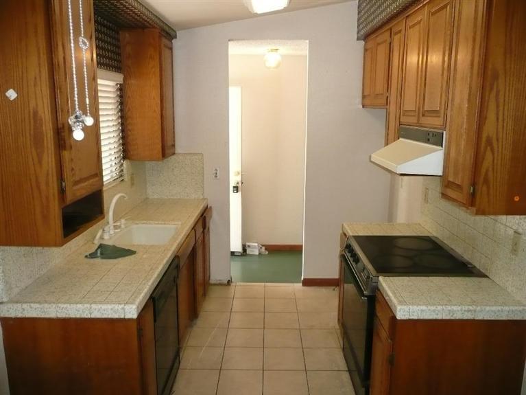 1805 Applegate Dr, Modesto, CA 95350 photo 4