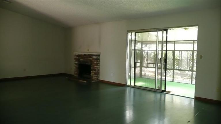 1805 Applegate Dr, Modesto, CA 95350 photo 2