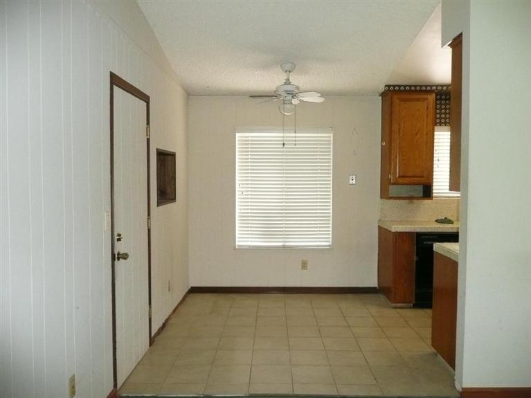 1805 Applegate Dr, Modesto, CA 95350 photo 5