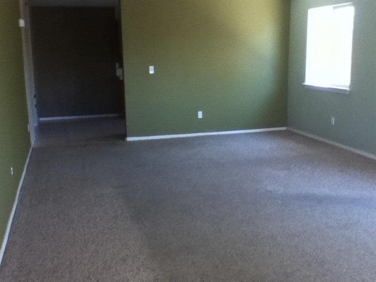 260 N West Ave, Turlock, CA 95380 photo 2