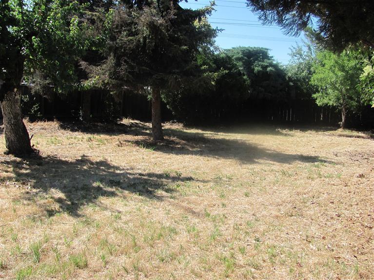 913 Edinburgh Dr, Modesto, CA 95350 photo 11