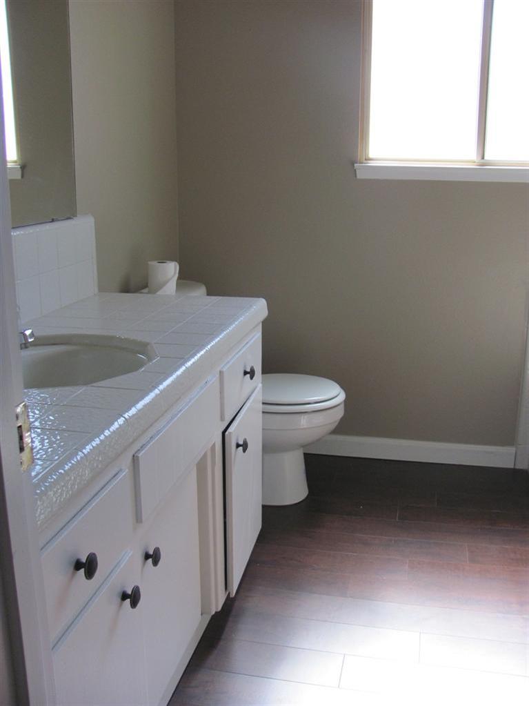 913 Edinburgh Dr, Modesto, CA 95350 photo 9