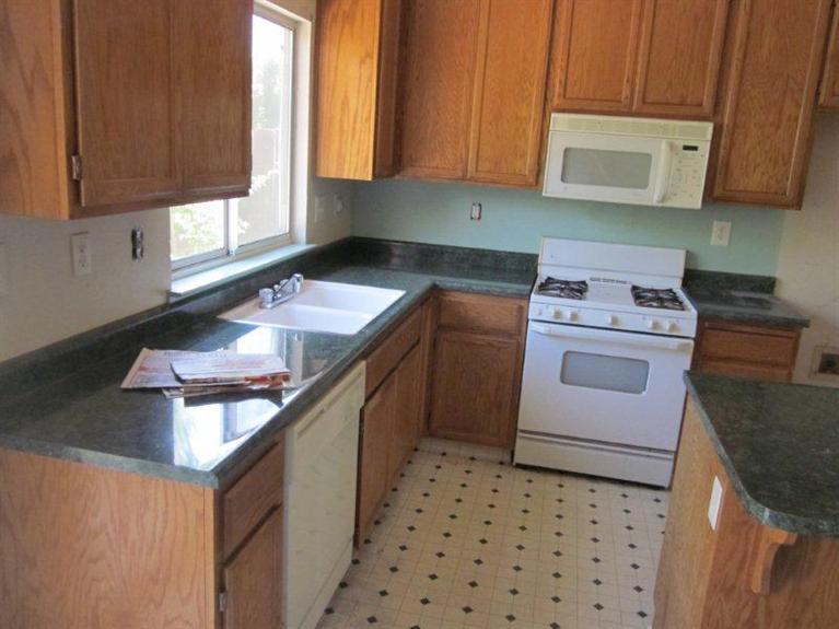 2605 Amadeus Dr, Modesto, CA 95358 photo 2