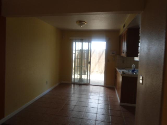 1650 N Bear Creek Dr, Merced, CA 95348 photo 3