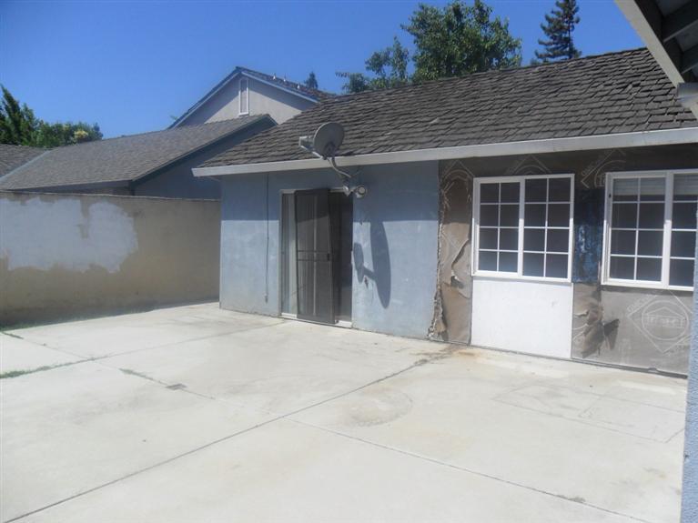 1928 Amsterdam Ln, Modesto, CA 95356 photo 5