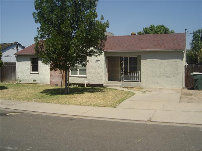 2228 6th St, Ceres, CA 95307 photo 1