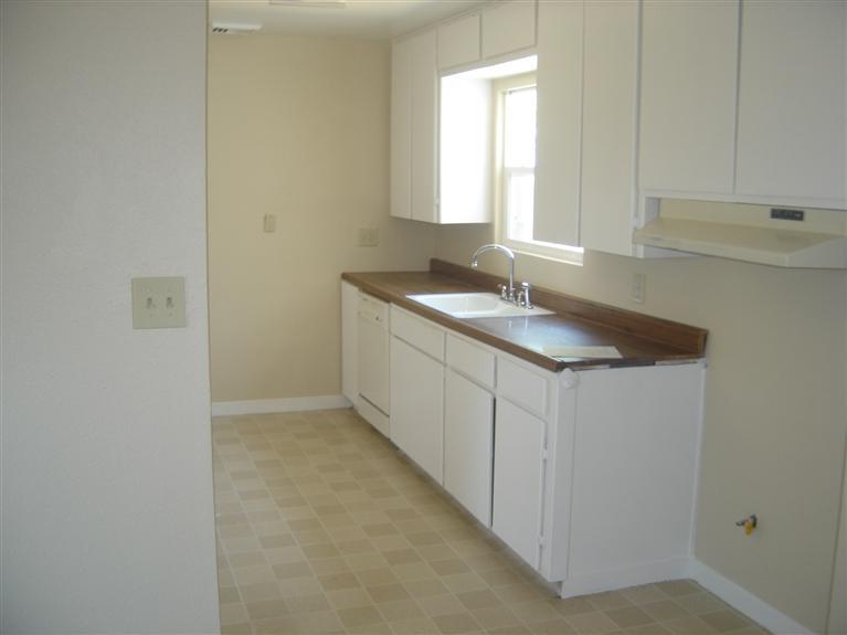 2228 6th St, Ceres, CA 95307 photo 4