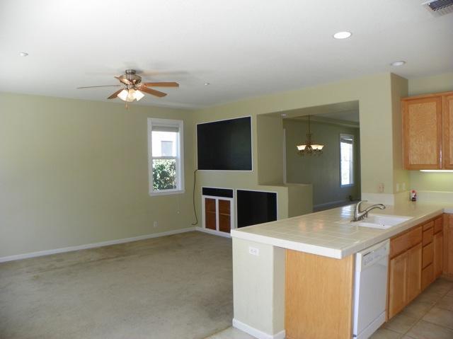 708 Aster St, Winters, CA 95694 photo 3