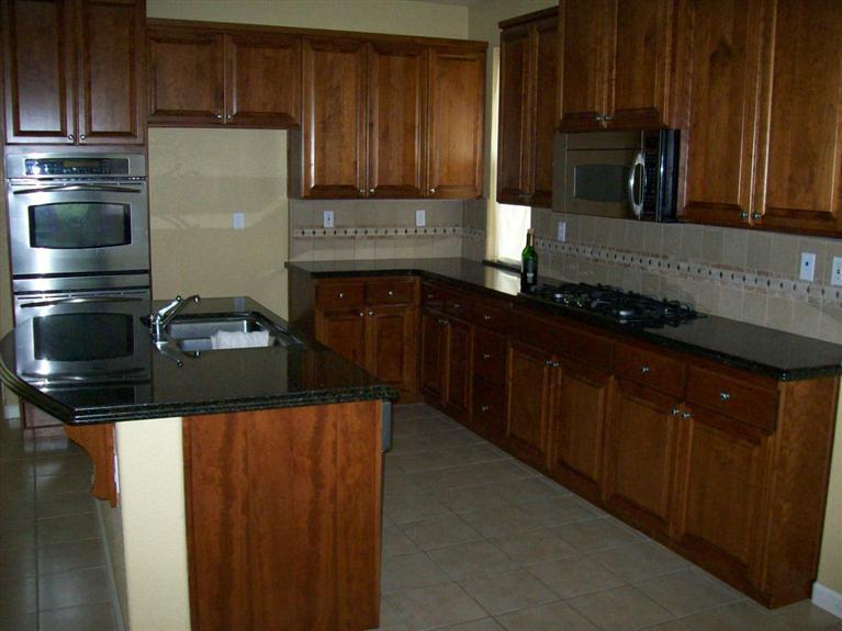 657 John Kamps Way, Ripon, CA 95366 photo 2