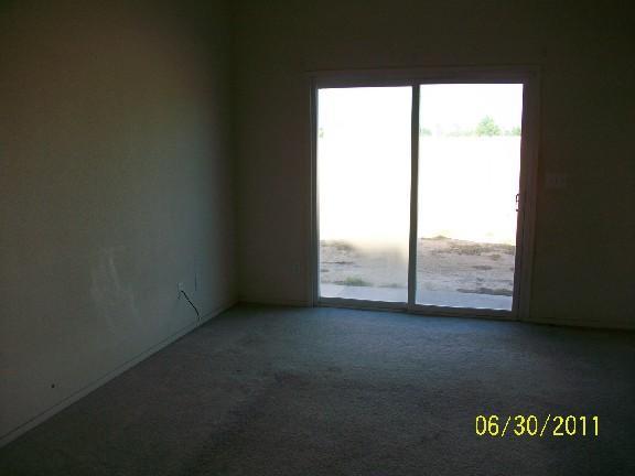 323 S Canal St, Merced, CA 95341 photo 4