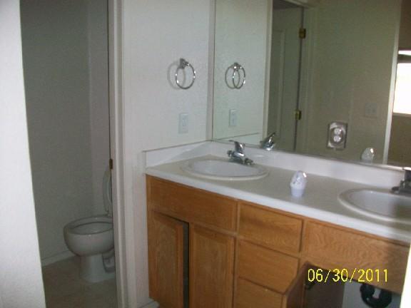 323 S Canal St, Merced, CA 95341 photo 6