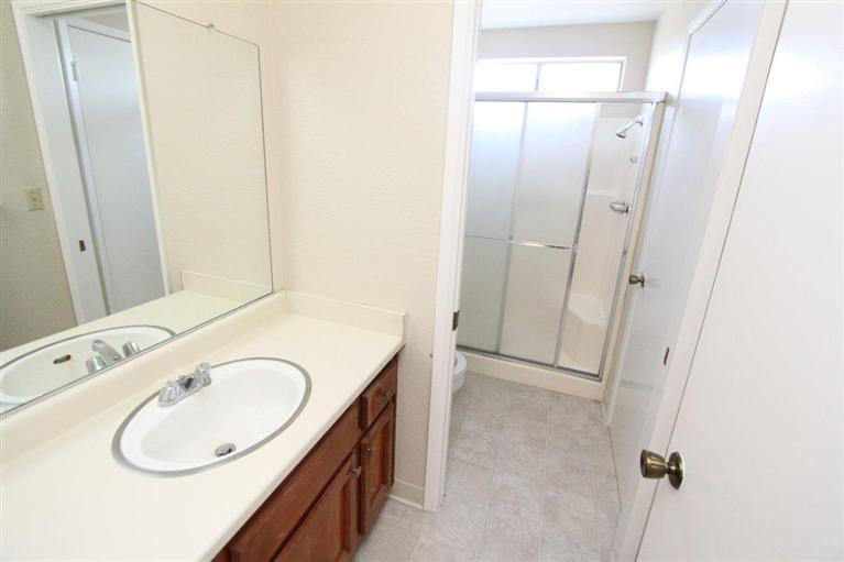 1204 Diablo Ave, Modesto, CA 95358 photo 10