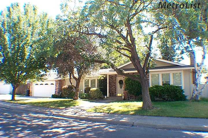 3412 Bridle Path Ln, Modesto, CA 95356 photo 1