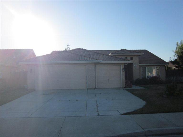 78 Via Marsala, Gustine, CA 95322 photo 1