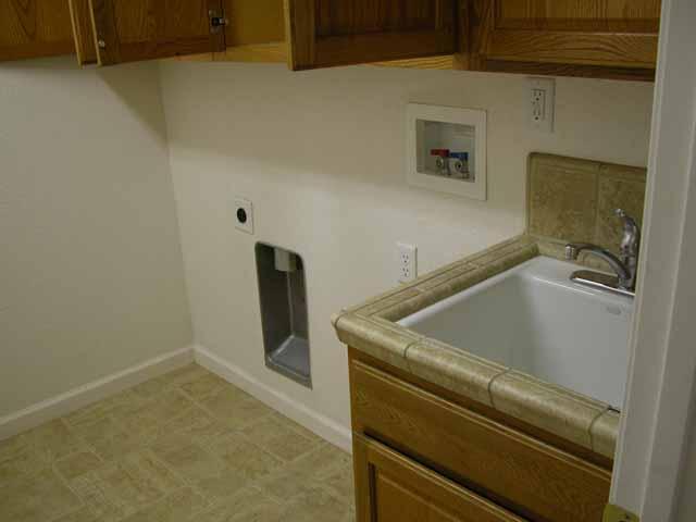 450 Geranium Cir, Galt, CA 95632 photo 11