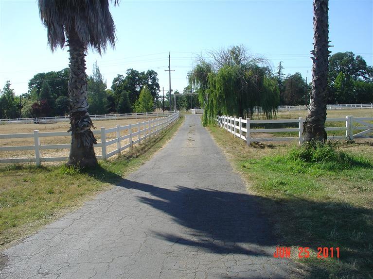 9061 Dillard Rd, Wilton, CA 95693 photo 9