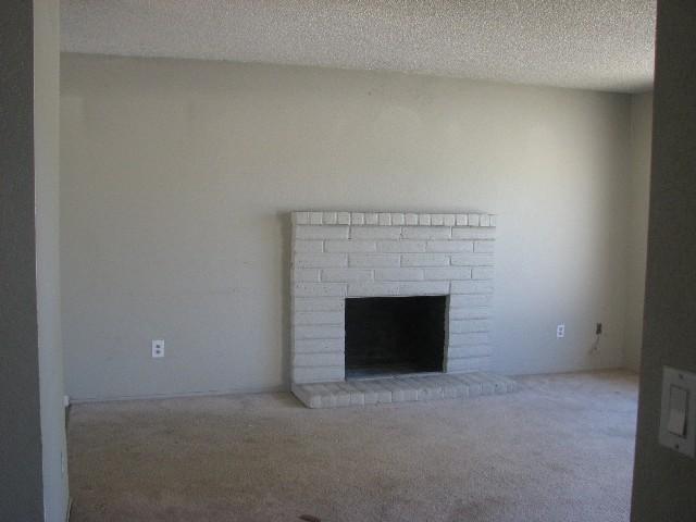 614 Periwinkle Dr, Patterson, CA 95363 photo 3