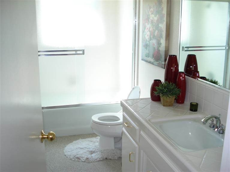 801 Suffolk Ln, Modesto, CA 95355 photo 7