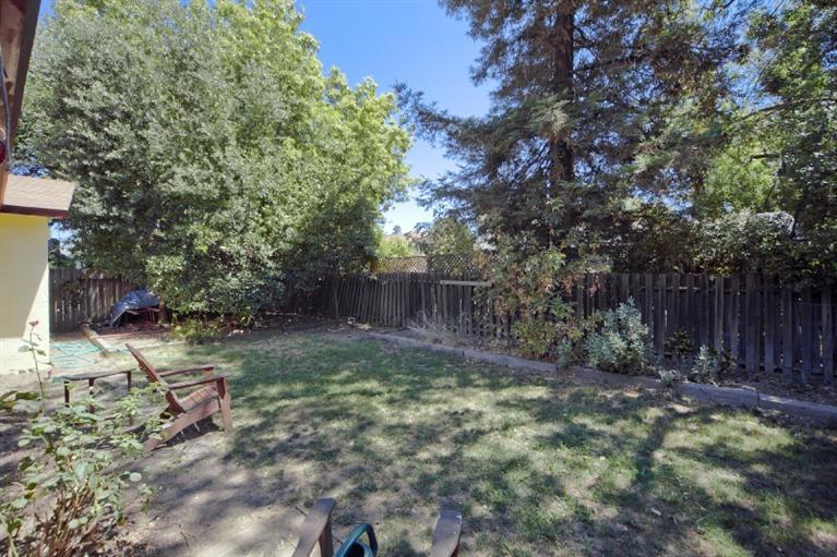 1718 Balsam Pl, Davis, CA 95618 photo 12