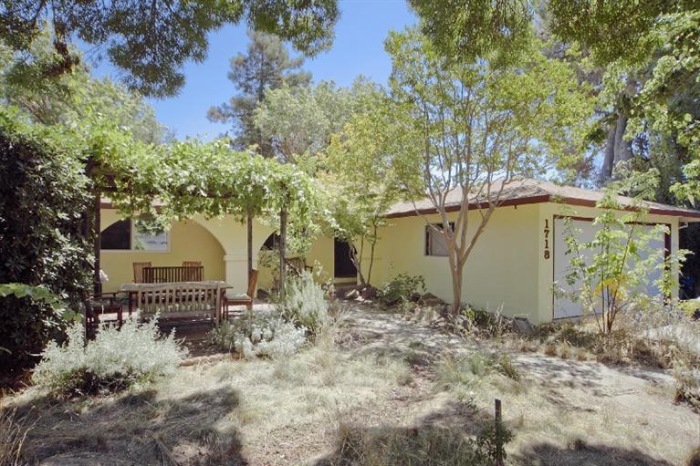 1718 Balsam Pl, Davis, CA 95618 photo 1